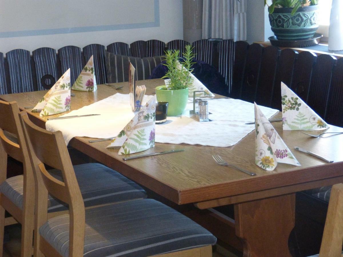 Gasthaus Sonne Gbr Trennfeld Esterno foto